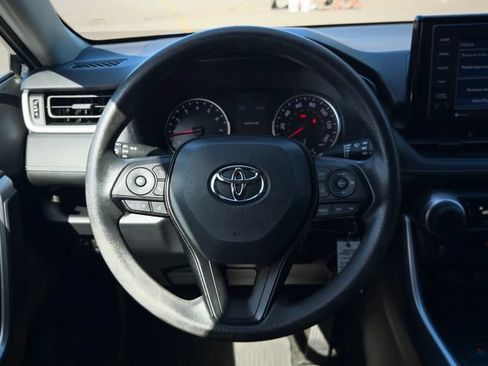 Used 2021 Toyota RAV4 LE w/ Carpet Mat Package (TMS) FWD image 21