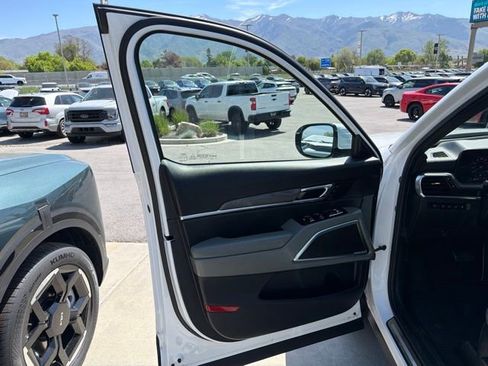 Certified 2023 Kia Telluride SX Prestige X-Line AWD/4WD image 10