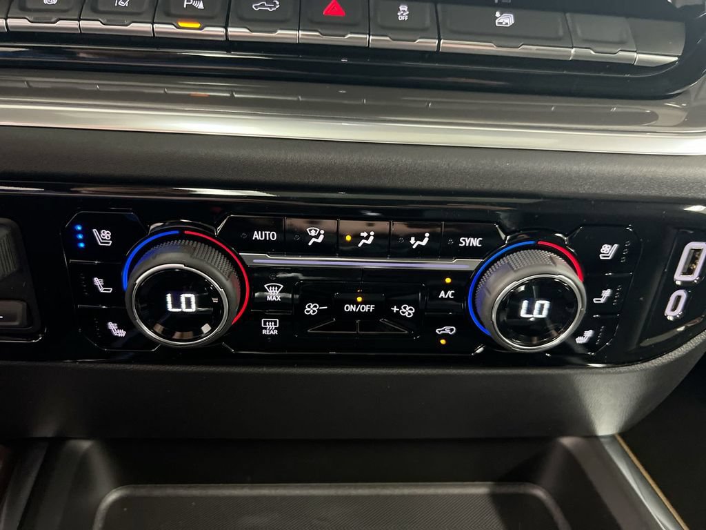 New 2026 Chevrolet Silverado 2500 High Country w/ High Country Premium Package AWD/4WD image 17