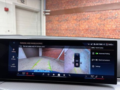 New 2026 BMW 330i xDrive 330i xDrive w/ Premium Package image 21