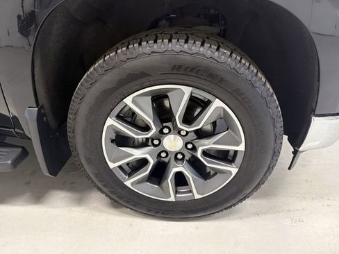 Certified 2023 Chevrolet Silverado 1500 LT AWD/4WD image 14