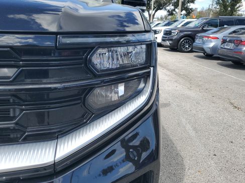 Certified 2025 Ford Expedition Max Platinum image 3