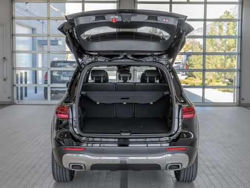 Certified 2025 Mercedes-Benz GLB 250 image 16