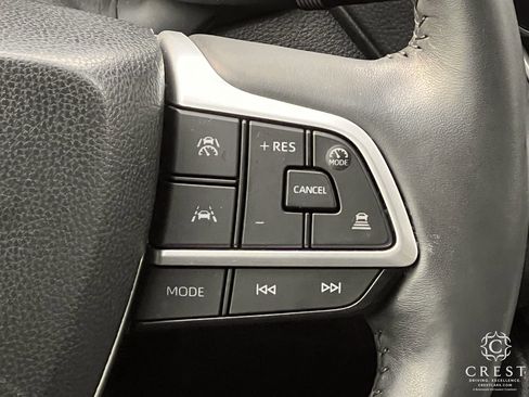 Used 2024 Toyota Grand Highlander XLE image 15