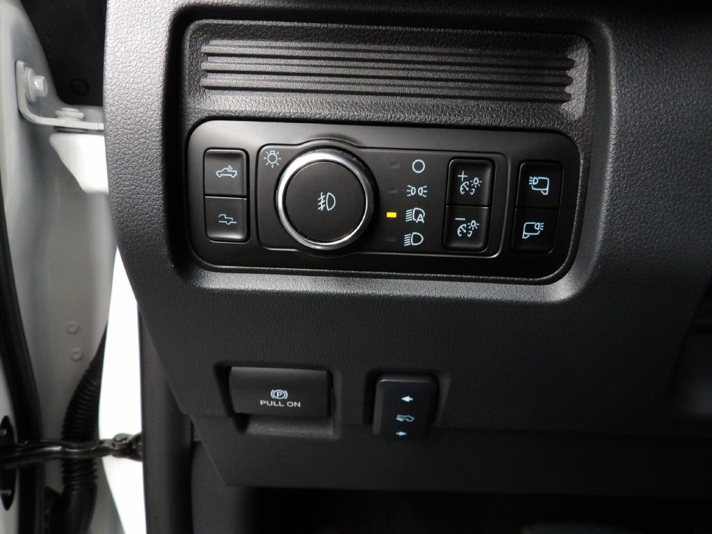 Used 2026 Ford F250 Platinum AWD/4WD image 53