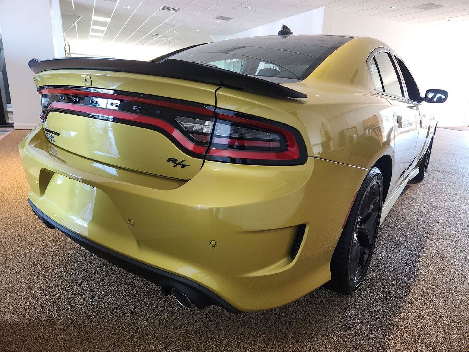 Certified 2021 Dodge Charger R/T w/ Plus Group RWD image 17