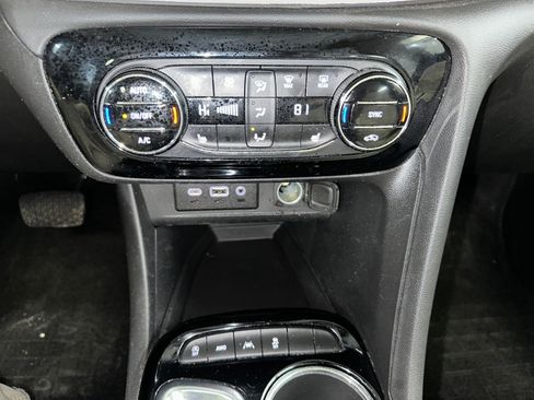 Certified 2023 Buick Encore GX Essence w/ Experience Buick Package image 14