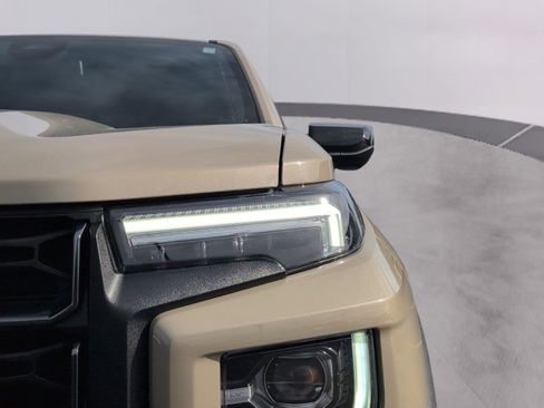 Used 2023 GMC Canyon AT4 w/ AT4 Premium Package image 12