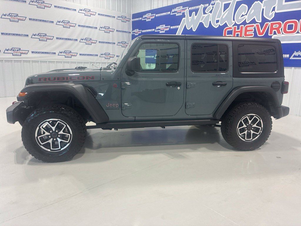 Used 2026 Jeep Wrangler Unlimited Rubicon AWD/4WD image 3