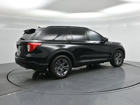 Certified 2023 Ford Explorer XLT w/ Equipment Group 202A image 32