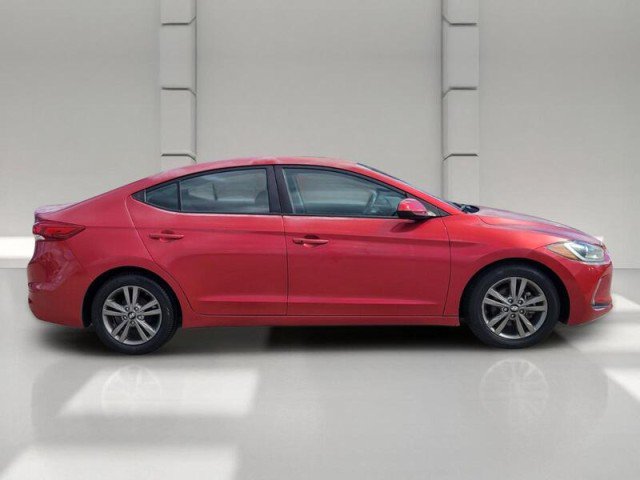 Used 2017 Hyundai Elantra Value Edition FWD image 4