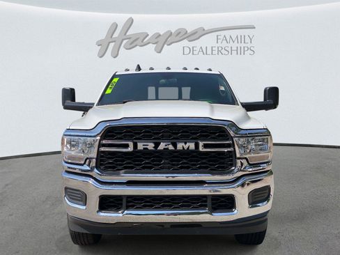 Used 2022 RAM 2500 Tradesman AWD/4WD image 10