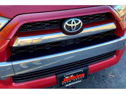 Used 2016 Toyota 4Runner Limited image 32