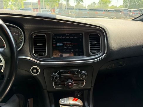 Used 2018 Dodge Charger SXT Plus RWD image 28