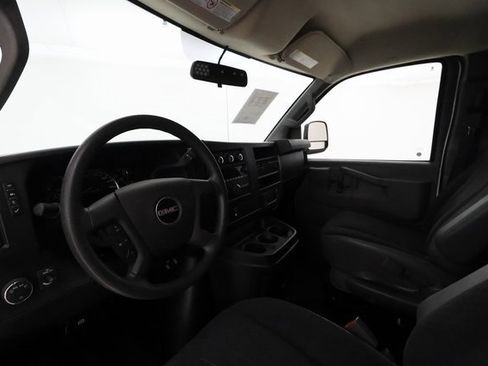 Used 2021 GMC Savana 2500 w/ Driver Convenience Package image 10