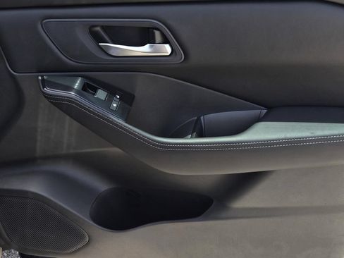 New 2026 Nissan Rogue SV FWD image 8