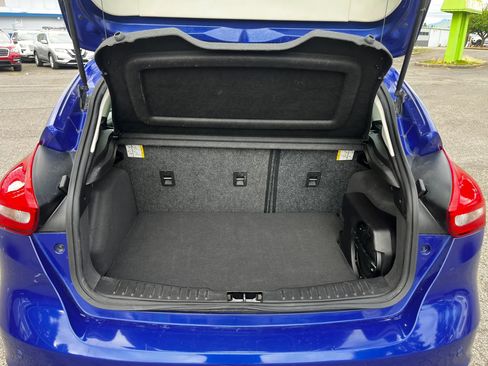 Used 2015 Ford Focus Titanium w/ Titanium Cold Weather Package FWD image 14