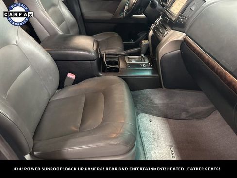 Used 2009 Toyota Land Cruiser image 32