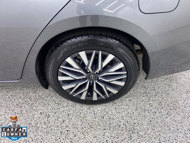 Used 2025 Nissan Altima 2.5 SV FWD image 10