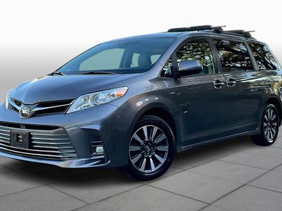 Used 2020 Toyota Sienna XLE