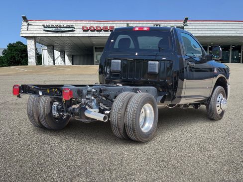 New 2025 RAM 3500 Tradesman image 3