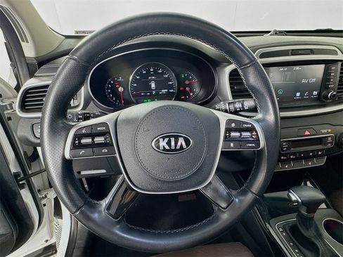 Used 2020 Kia Sorento SX image 13