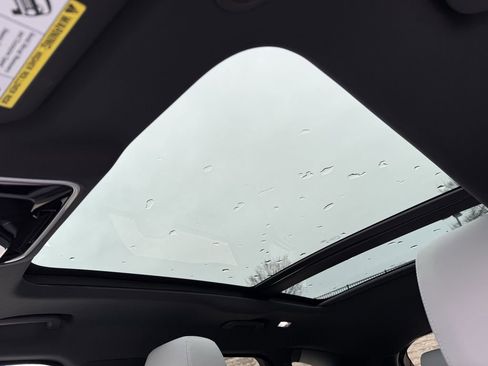 New 2026 Land Rover Range Rover Velar S image 10