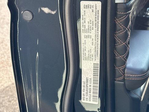 Used 2023 Jeep Grand Cherokee L Summit image 42