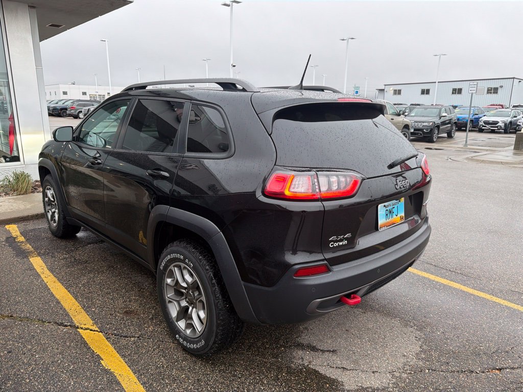 Used 2021 Jeep Cherokee Trailhawk AWD/4WD image 3