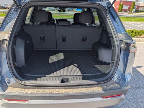 New 2026 Chevrolet Equinox LT w/ Safety and Technology Package AWD/4WD image 8