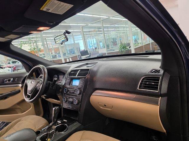 Used 2017 Ford Explorer FWD image 9