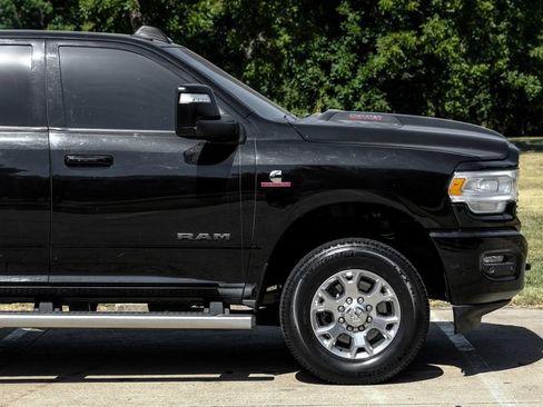 Used 2023 RAM 2500 Laramie AWD/4WD image 11