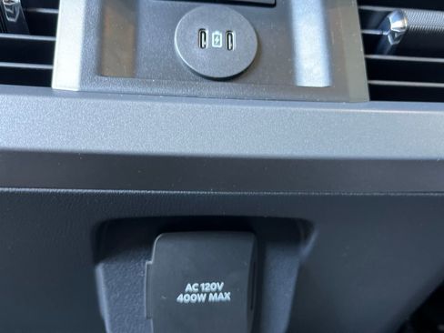 New 2026 Ford F250 Lariat w/ Black Appearance Package AWD/4WD image 25