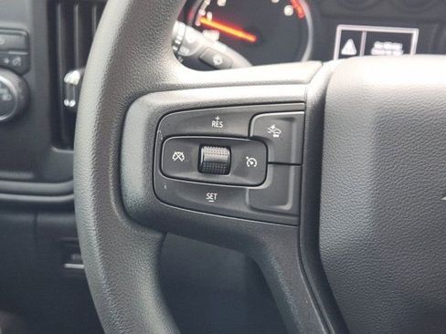 Used 2025 Chevrolet Silverado 1500 Custom image 28