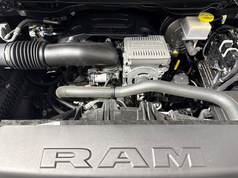 Used 2023 RAM 1500 Big Horn AWD/4WD image 42