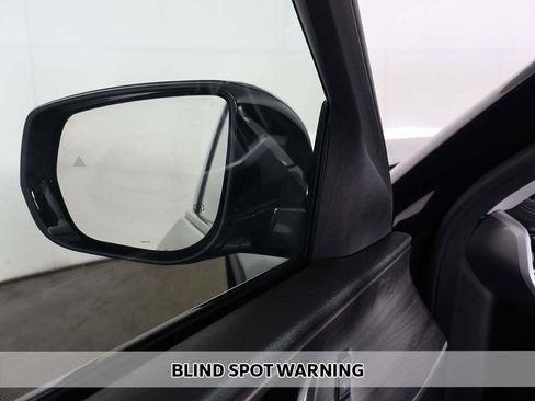 Used 2023 Jeep Grand Cherokee L Limited image 5