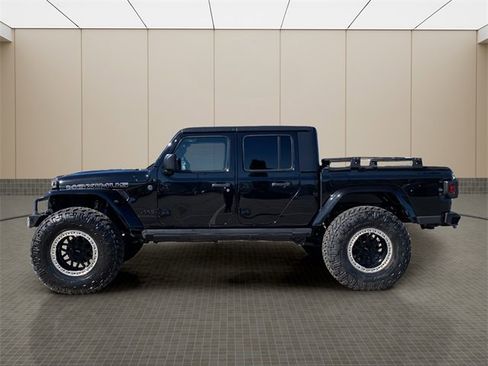 Certified 2022 Jeep Gladiator Willys image 2