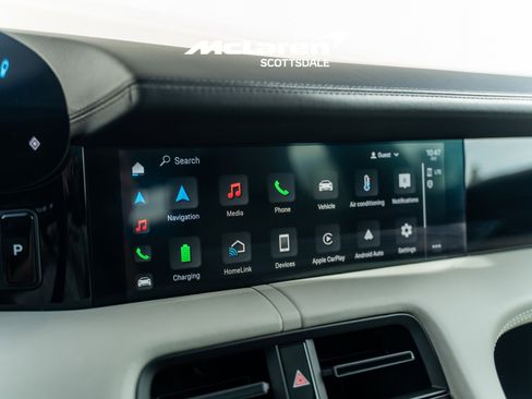 Used 2021 Porsche Taycan image 27