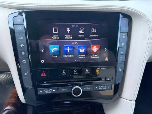 Used 2019 INFINITI QX50 Luxe w/ Navigation Package FWD image 13