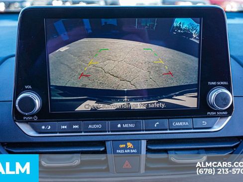 Used 2024 Nissan Altima 2.5 SV image 34