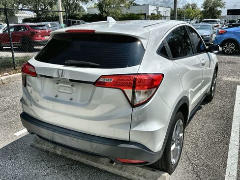 Used 2020 Honda HR-V LX image 8