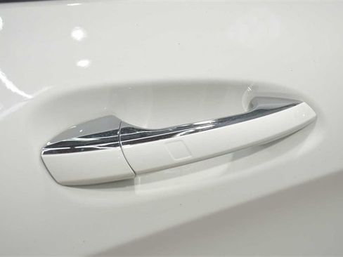 Used 2019 Mercedes-Benz CLA 250 image 9