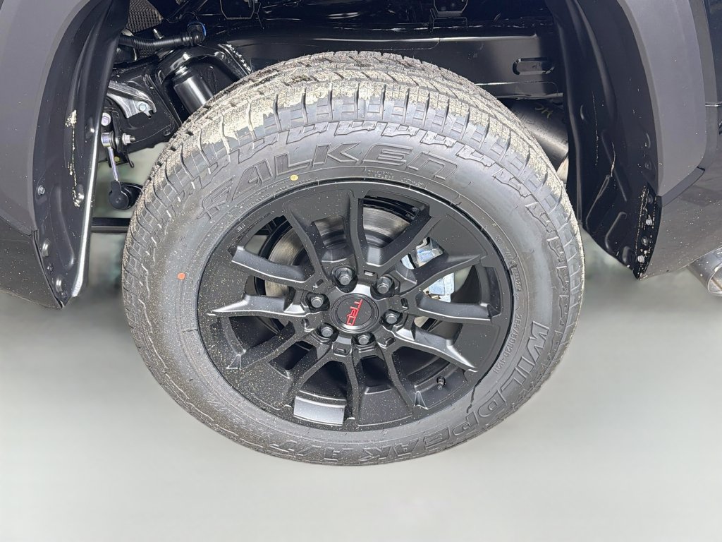 New 2026 Toyota Tundra SR5 w/ SR5 Premium Package AWD/4WD image 27