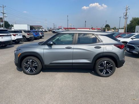 New 2026 Chevrolet TrailBlazer LT w/ Convenience Package image 3
