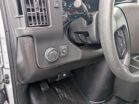 Used 2024 Chevrolet Express 2500 w/ Driver Convenience Package RWD image 17