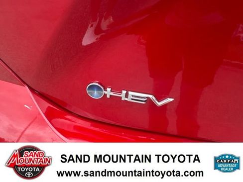 Used 2025 Toyota Camry LE w/ Convenience Package FWD image 11
