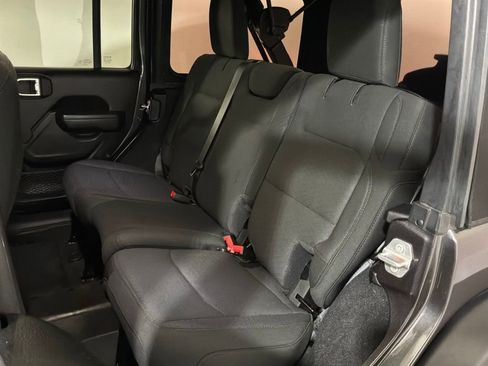 Used 2023 Jeep Wrangler Unlimited Sport AWD/4WD image 19