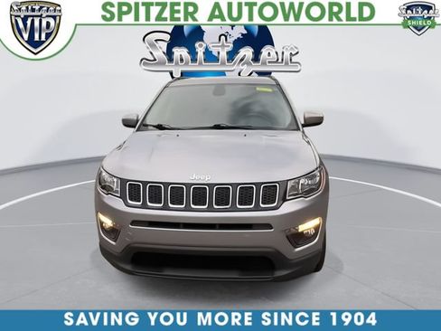 Used 2019 Jeep Compass Latitude AWD/4WD image 3