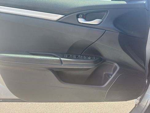 Used 2020 Honda Civic Sport image 19