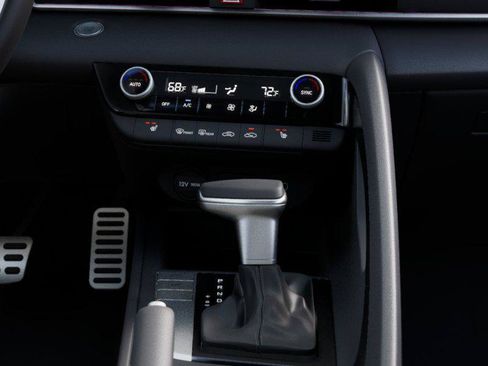 New 2026 Hyundai Elantra Sport FWD image 16